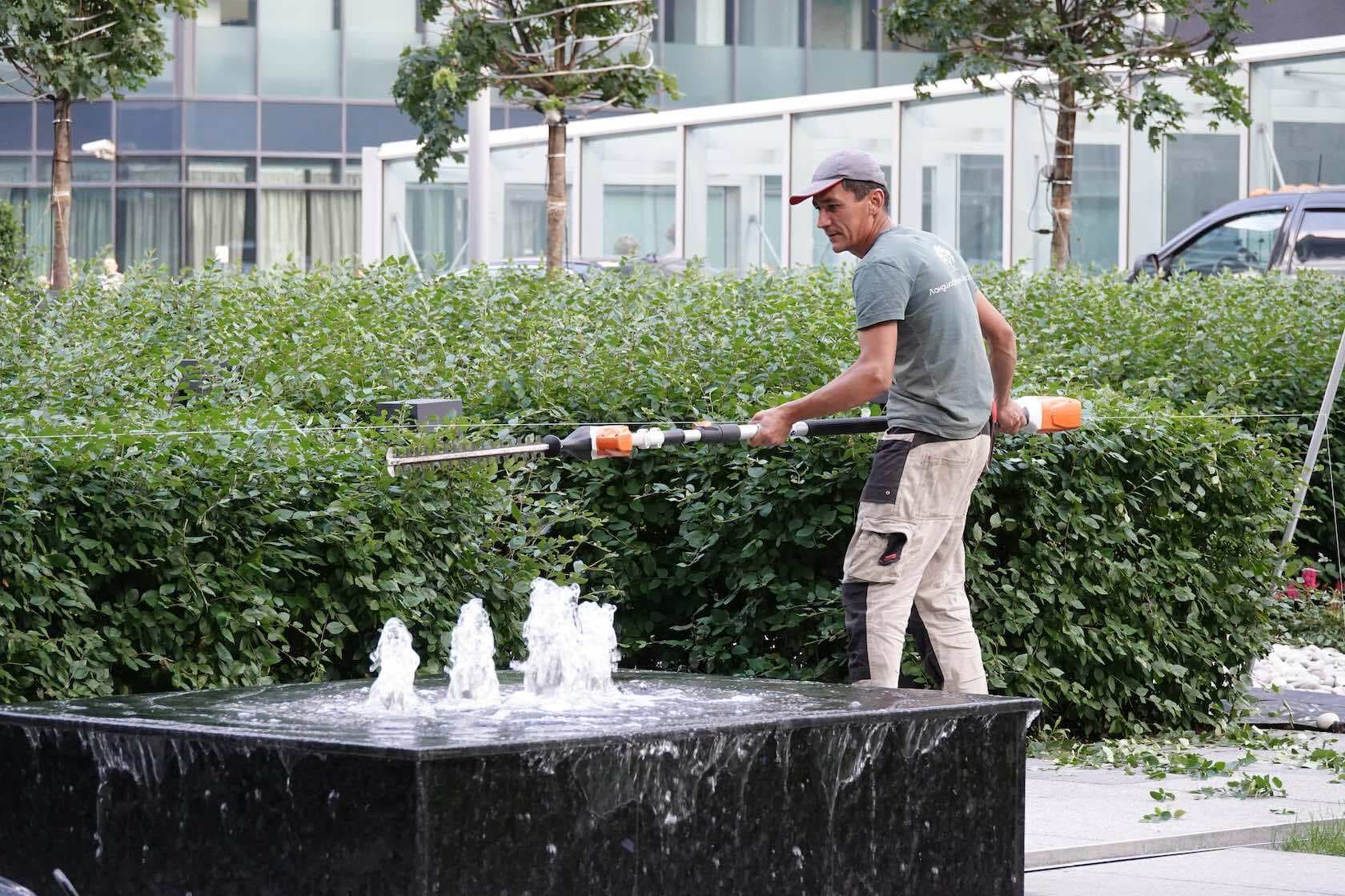 Уход за садом